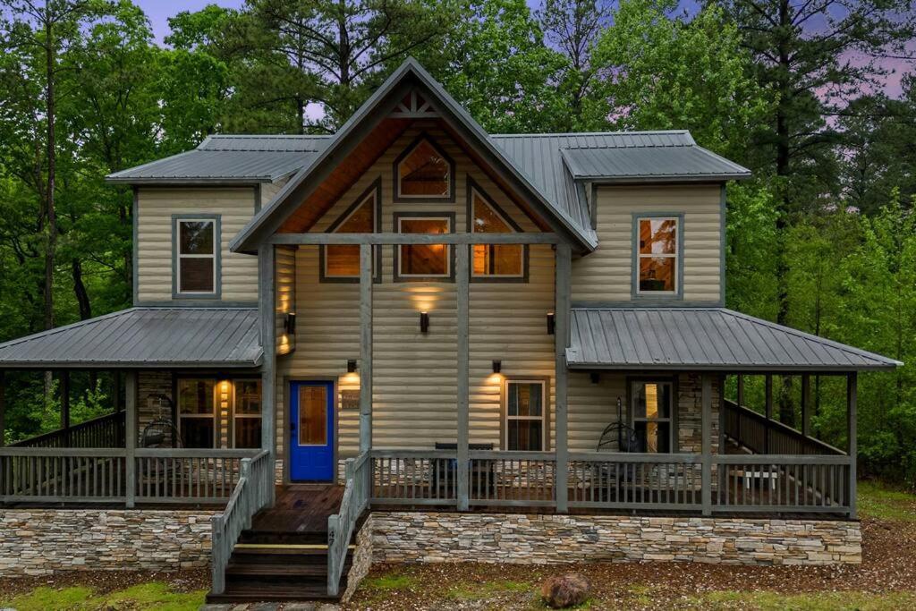 King Suite! Hot Tub, Arcade Games, L2 Ev, Fire Pit, Kids Playset, Ping Pong, Dog Friendly Broken Bow Exterior photo